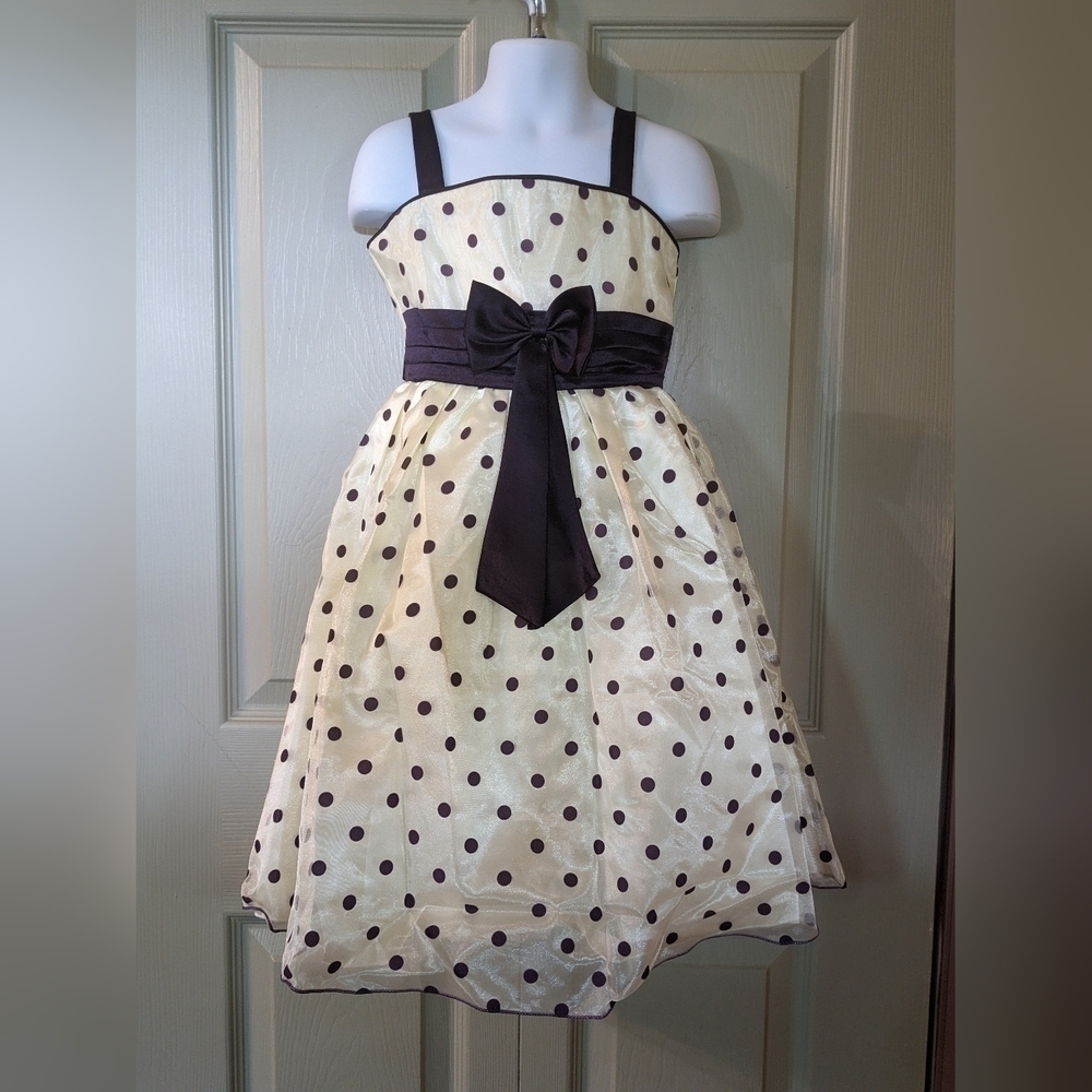 New with Tags Classic Fashion Easter Party Dress, Size 5, B19